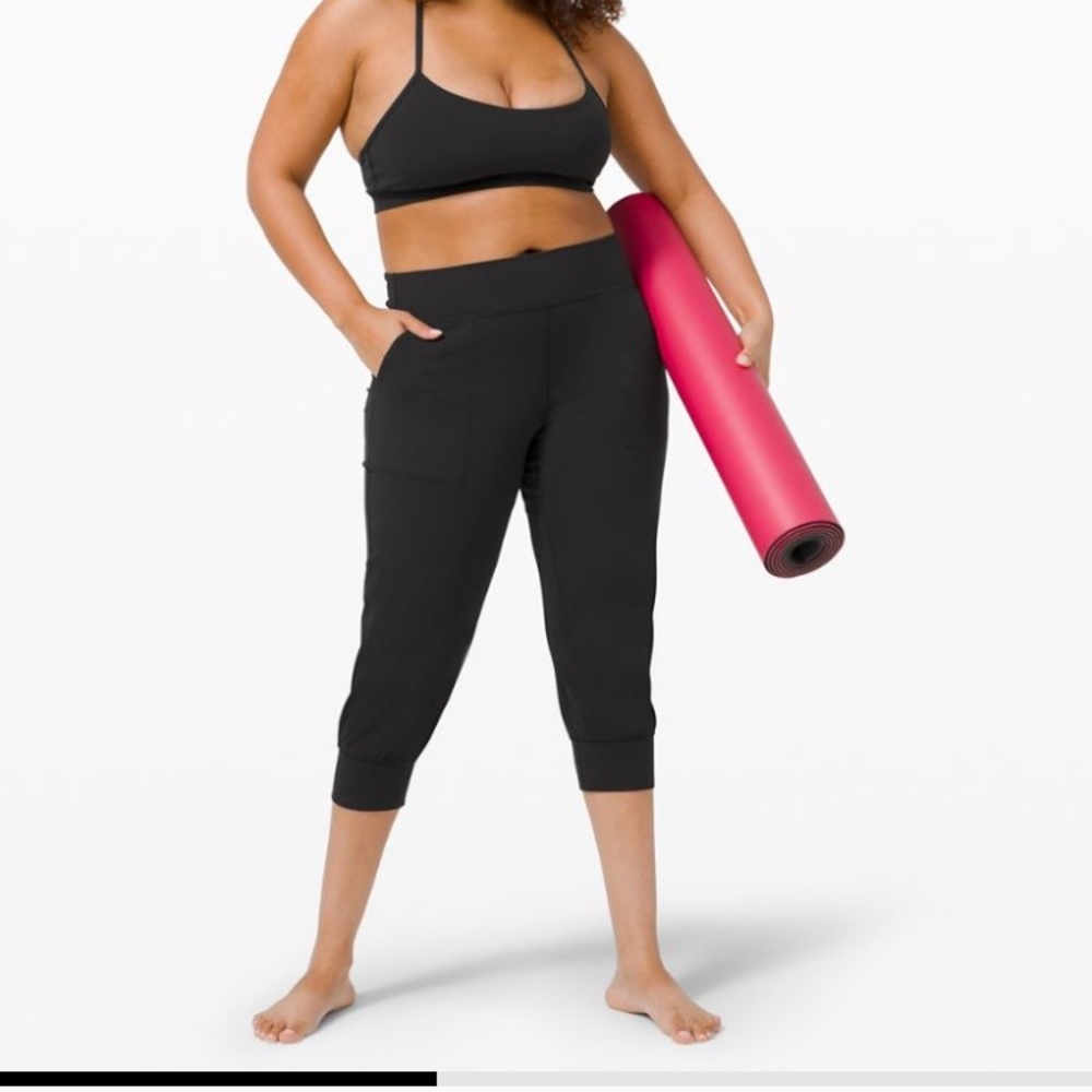 Lululemon align crop jogger black size 10